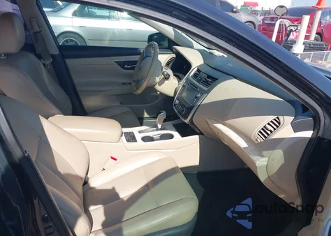 2017 Nissan Altima 2.5 Sl из США, поврежденный, VIN 1N4AL3AP8HC232452